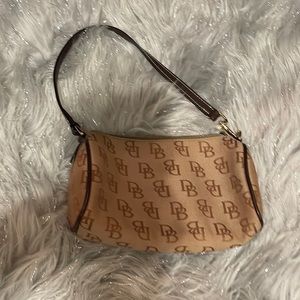 Dooney and Bourke purse small nwot